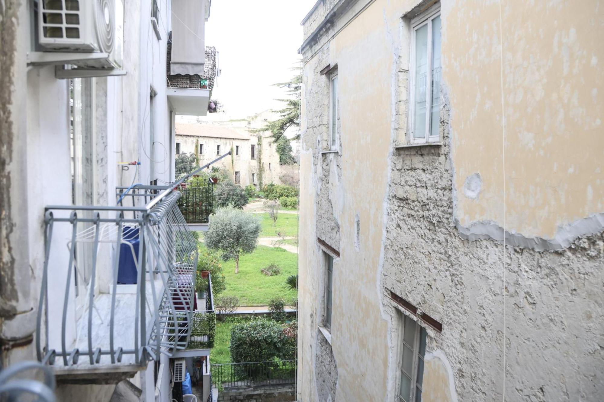 King Ladislao Apartment By Wonderful Italy ナポリ エクステリア 写真
